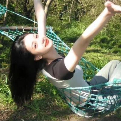 正在缩小的男人